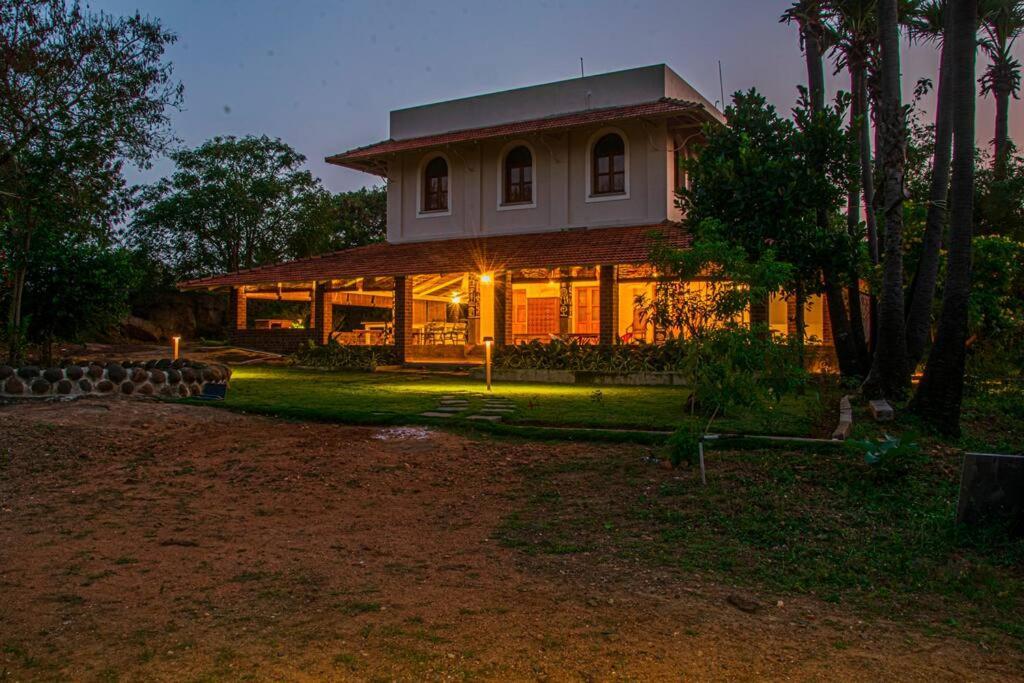 Holy Mountain Villa - Tiruvannāmalai المظهر الخارجي الصورة